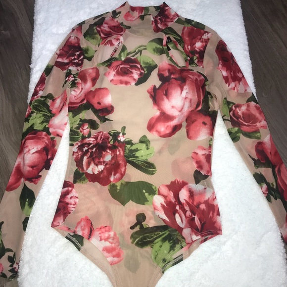 a'gaci Other - Floral Bodysuit a'gaci Other - Floral Bodysuit